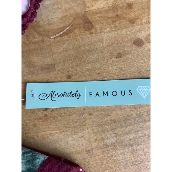 Absolutely Famous Cold Shoulder Top‎ Juniors Plus 2X Floral - Picture 8 of 11